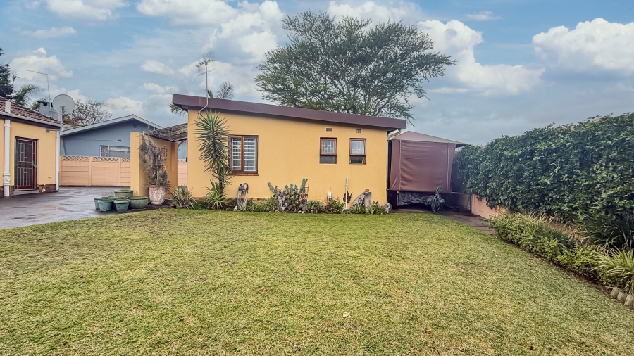 4 Bedroom Property for Sale in De La Haye Western Cape